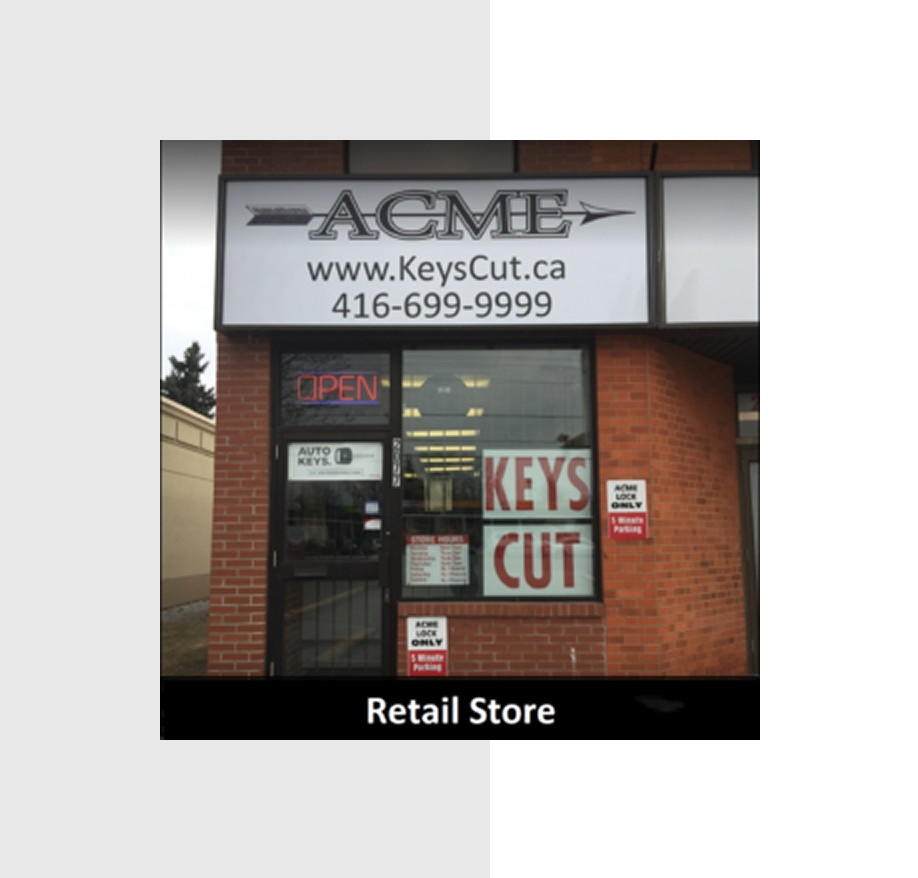 Key cutting store entrance with signage.